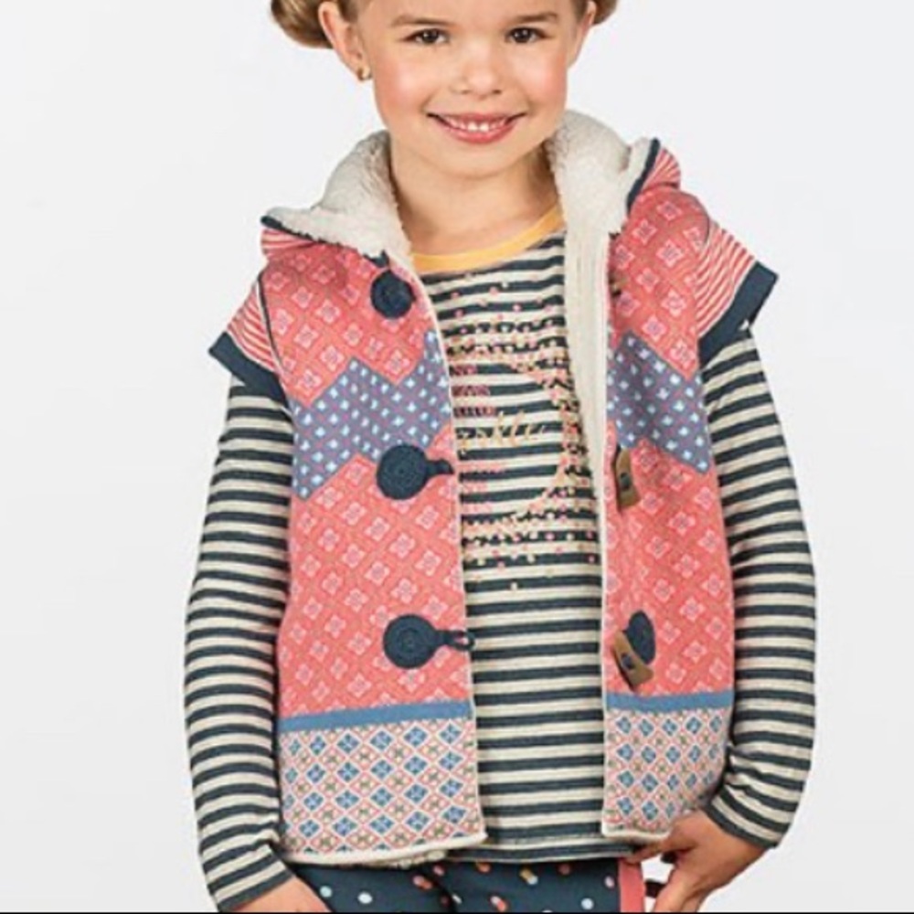 EUC Matilda Jane furry pink vest size 8